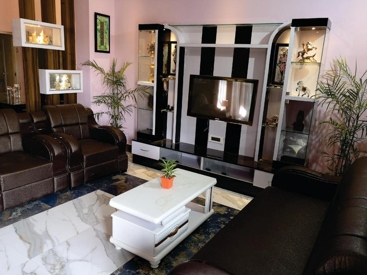 Chairosana Mansion Bhubaneswar Ngoại thất bức ảnh