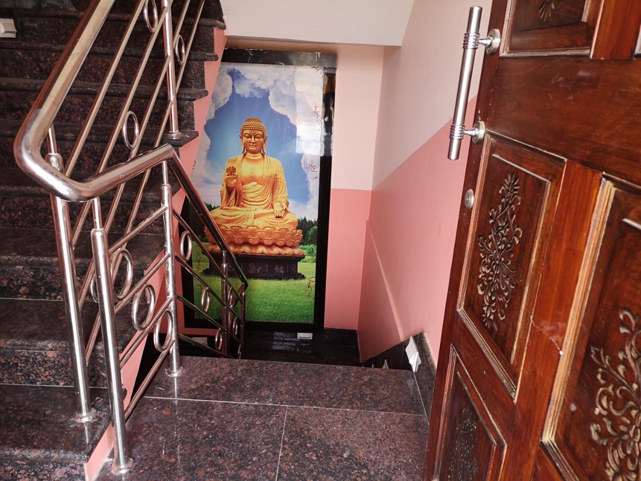 Chairosana Mansion Bhubaneswar Ngoại thất bức ảnh