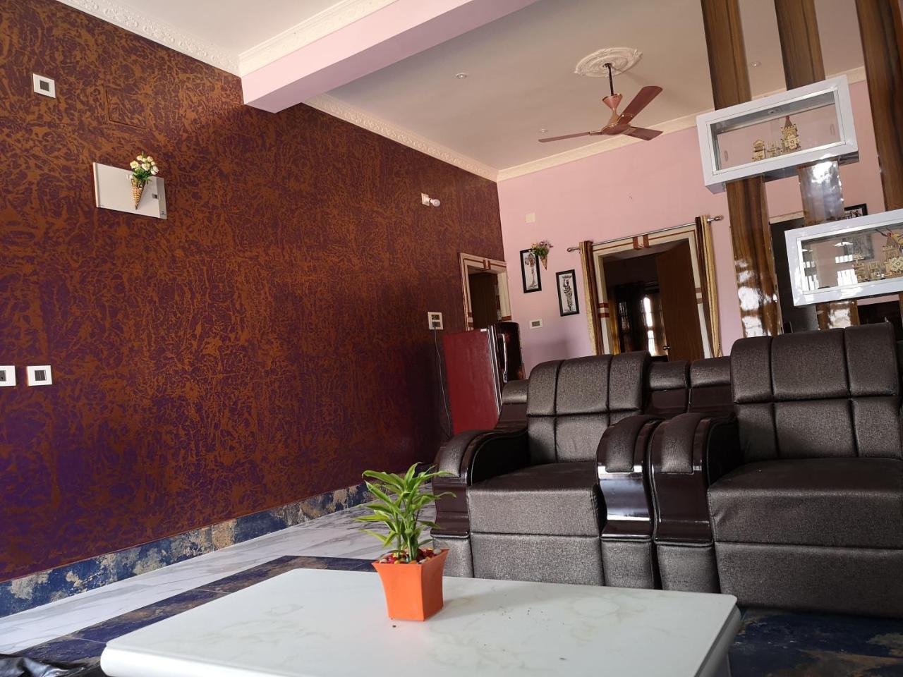 Chairosana Mansion Bhubaneswar Ngoại thất bức ảnh